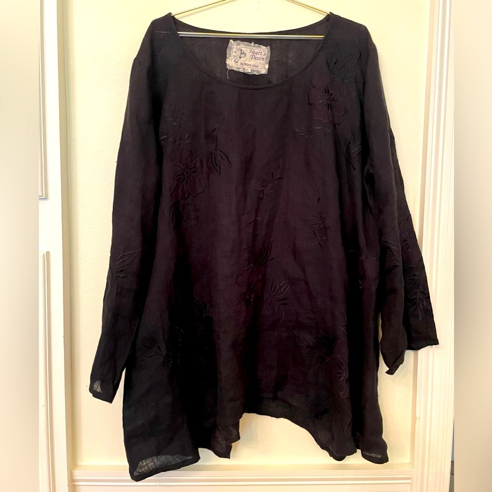 Heart’s Desire by Mary Grace 100% Linen with Embroidery Black Tunic